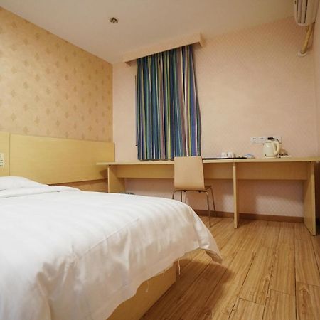 Jia Mei Xin Holiday Hotel Baiyun Airport Branch Quảng Châu Ngoại thất bức ảnh